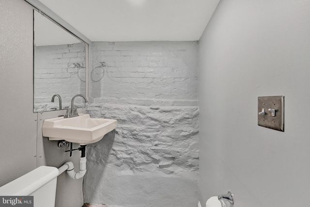 127 N GLOVER ST, Baltimore, MD 21224