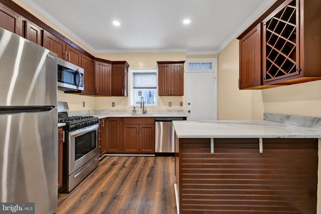 127 N GLOVER ST, Baltimore, MD 21224