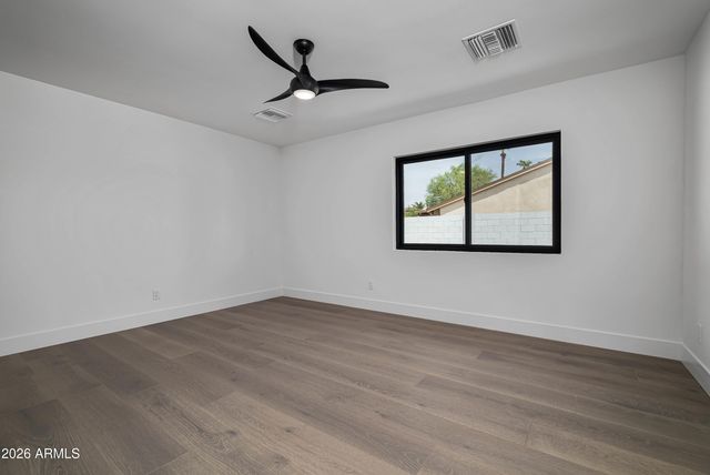 8512 E VIA DE LA ESCUELA --, Scottsdale, AZ 85258