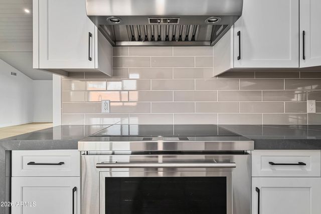 8512 E VIA DE LA ESCUELA --, Scottsdale, AZ 85258
