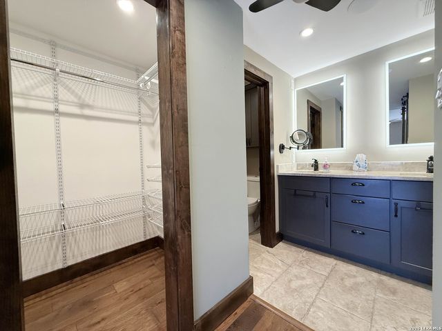 7701 Wurzbach Rd Apt 1501, San Antonio, TX 78229