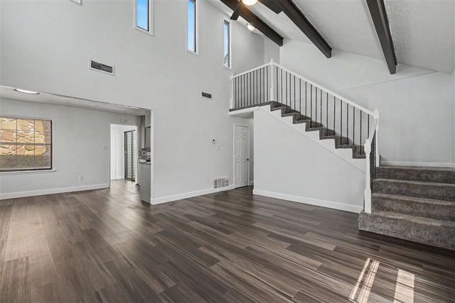 6705 SW Drakestone Blvd, Lawton, OK 73505