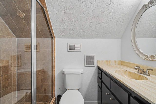 6705 SW Drakestone Blvd, Lawton, OK 73505