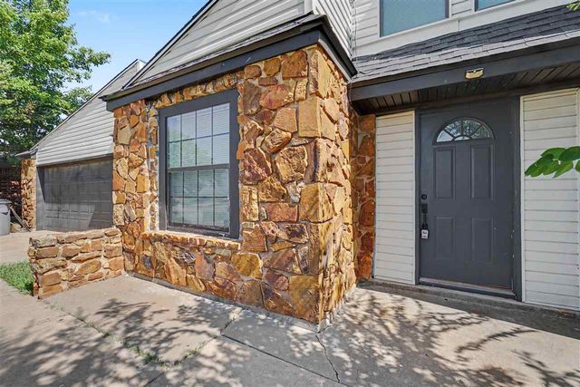 6705 SW Drakestone Blvd, Lawton, OK 73505