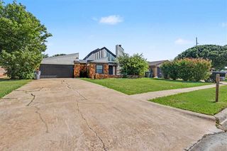 6705 SW Drakestone Blvd, Lawton, OK 73505