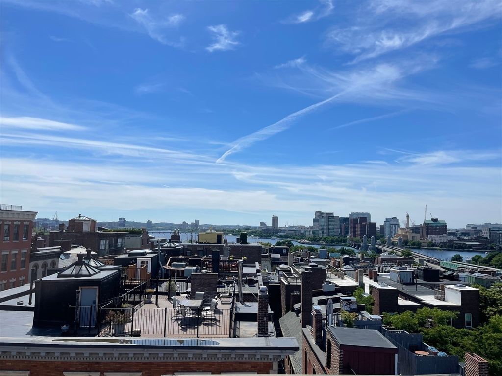 37 Revere 5, Boston, MA 02114