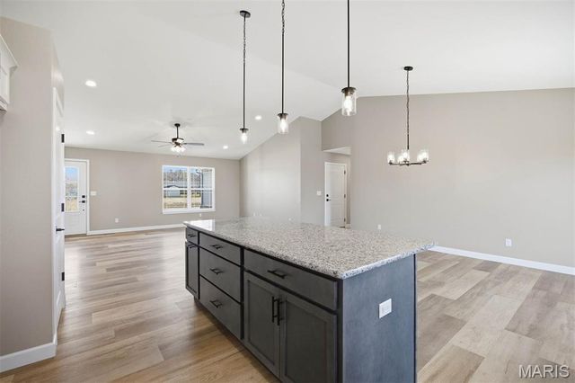 4823 Fitz James Crossing, Highland, IL 62249