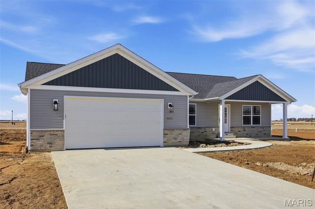 4823 Fitz James Crossing, Highland, IL 62249