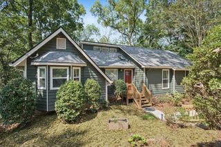 98 Geraldine Drive SE, Smyrna, GA 30082