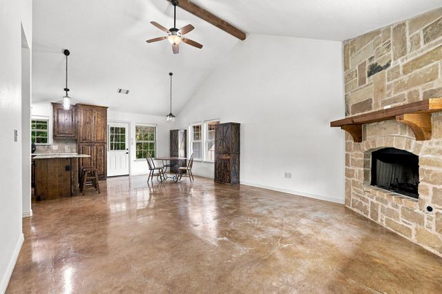 85 County Road, Gordonville, TX 76245