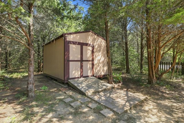 85 County Road, Gordonville, TX 76245