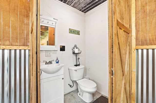 85 County Road, Gordonville, TX 76245