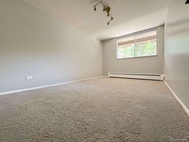 937 N Clarkson St 206, Denver, CO 80218
