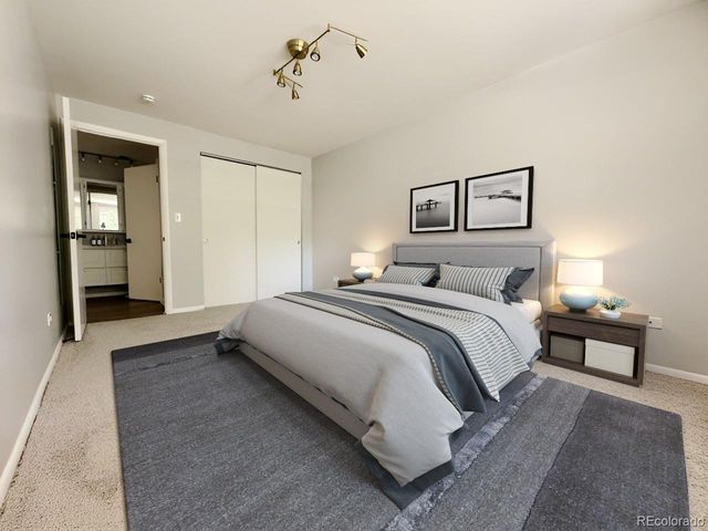 937 N Clarkson St 206, Denver, CO 80218