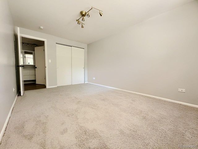 937 N Clarkson St 206, Denver, CO 80218