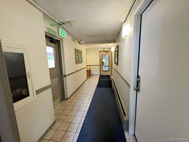937 N Clarkson St 206, Denver, CO 80218