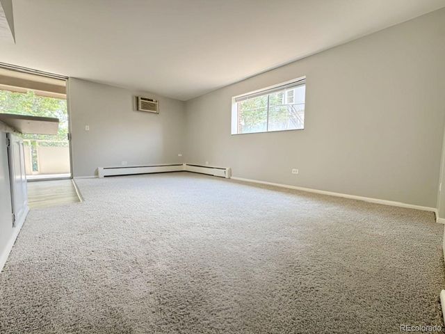 937 N Clarkson St 206, Denver, CO 80218