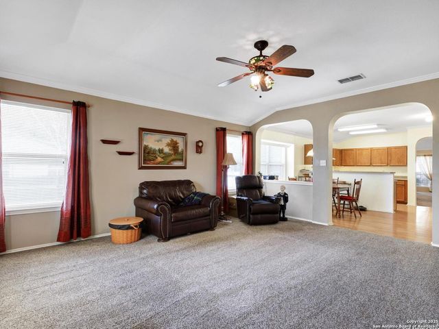 10622 Lynx Range, San Antonio, TX 78251