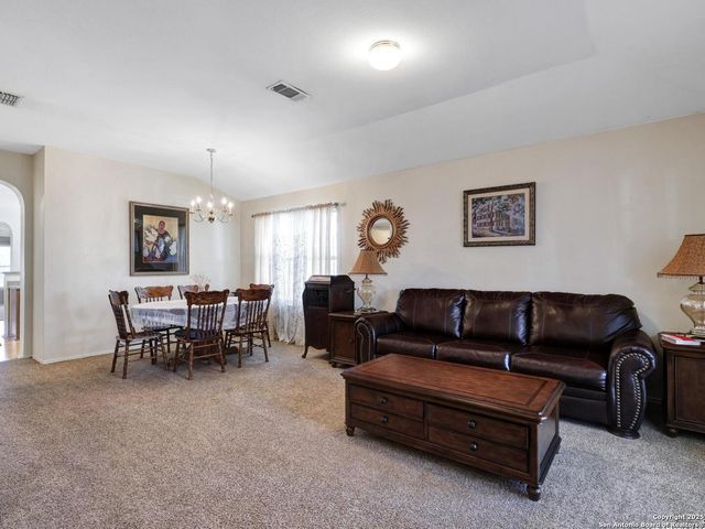 10622 Lynx Range, San Antonio, TX 78251