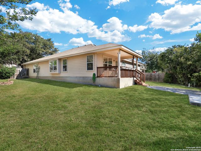 10622 Lynx Range, San Antonio, TX 78251