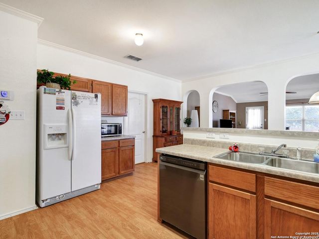 10622 Lynx Range, San Antonio, TX 78251