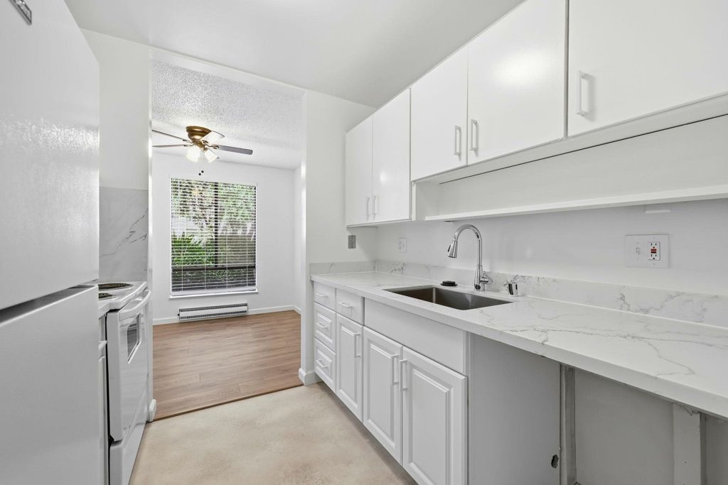 Image 9 of property listing at 4 4 Admiral Drive 226, Emeryville, CA 94608