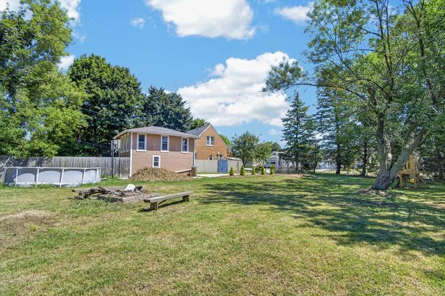 3040 Meachem ROAD, Mount Pleasant, WI 53405
