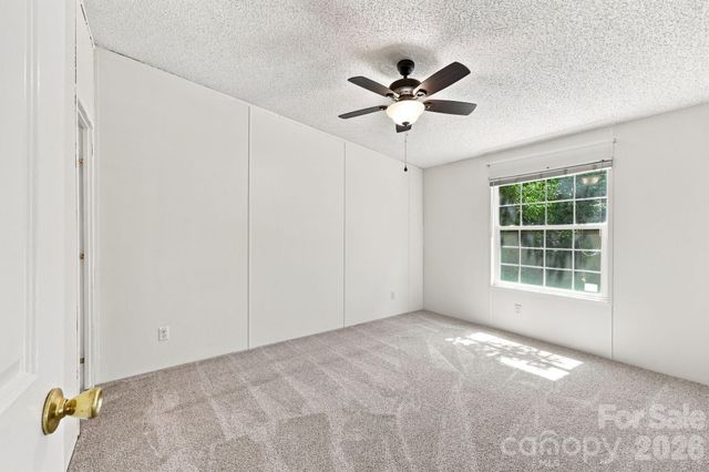 299 Sailwinds Road, Mooresville, NC 28115