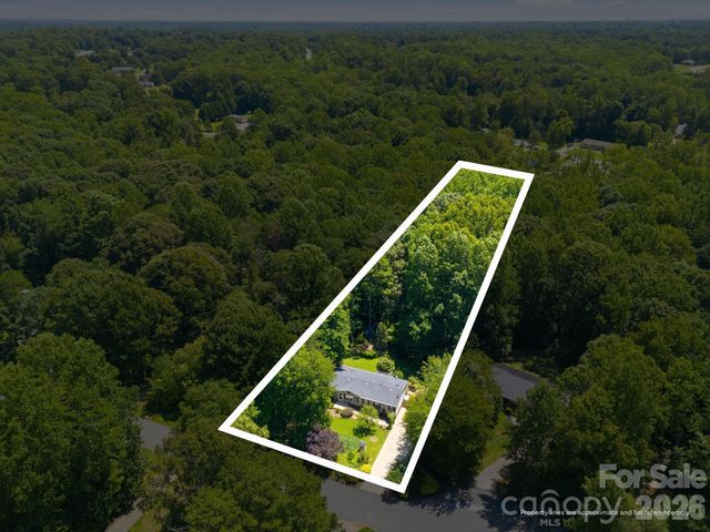 299 Sailwinds Road, Mooresville, NC 28115