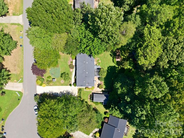 299 Sailwinds Road, Mooresville, NC 28115