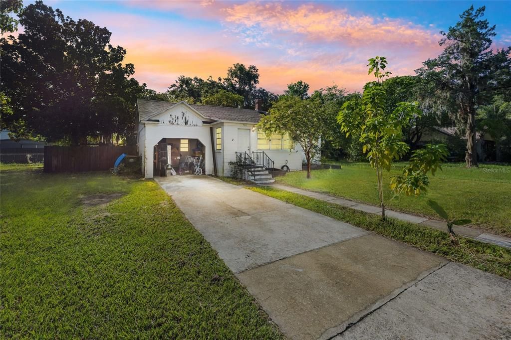 466 N KENTUCKY AVENUE, Umatilla, FL 32784
