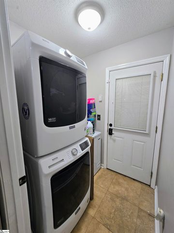 137 Hillside Circle, Easley, SC 29640