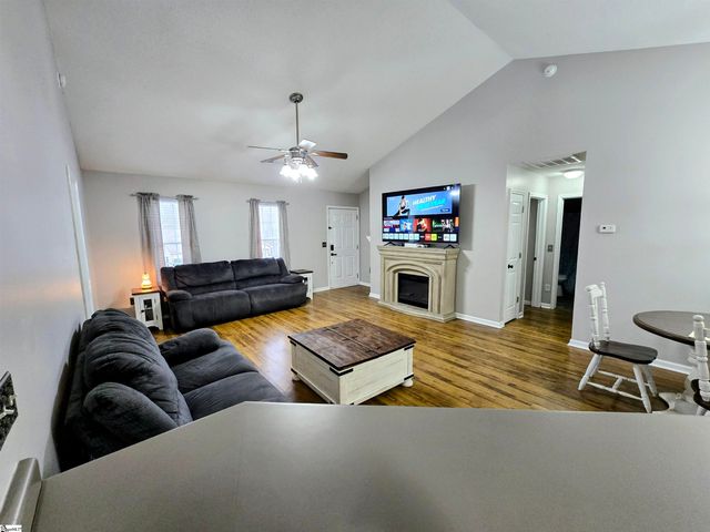 137 Hillside Circle, Easley, SC 29640