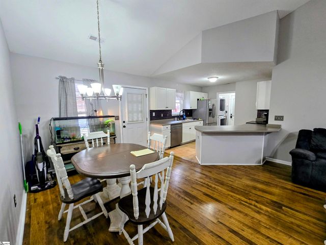 137 Hillside Circle, Easley, SC 29640