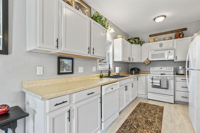 220 Fremont Street S, Lake Benton, MN 56149