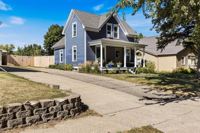 220 Fremont Street S, Lake Benton, MN 56149