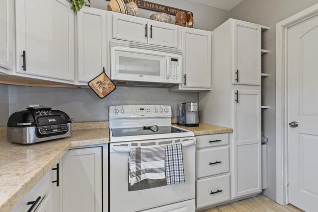 220 Fremont Street S, Lake Benton, MN 56149