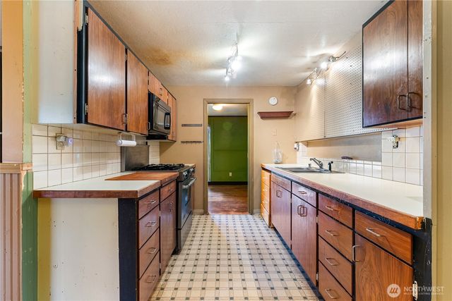 7406 Oat Coles Road, Everson, WA 98247