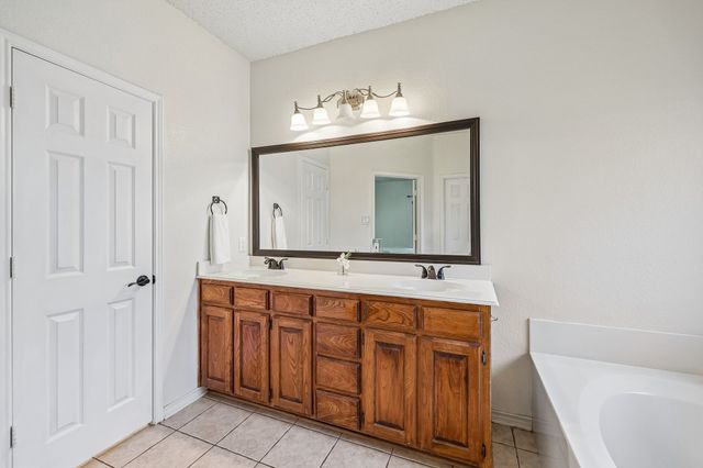 1711 Rushing Way, Wylie, TX 75098
