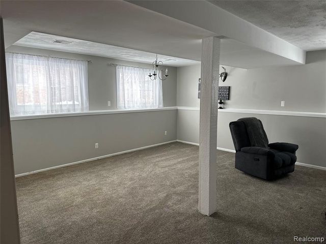 27211 Hickory Street, Harrison Twp, MI 48045