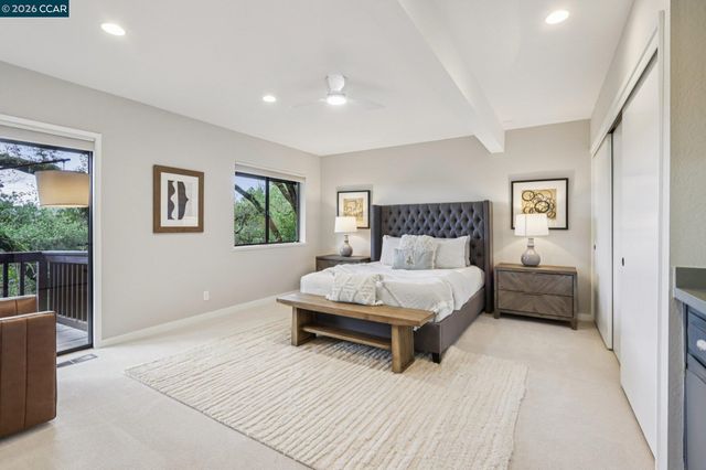 858 Mountain View Dr, Lafayette, CA 94549