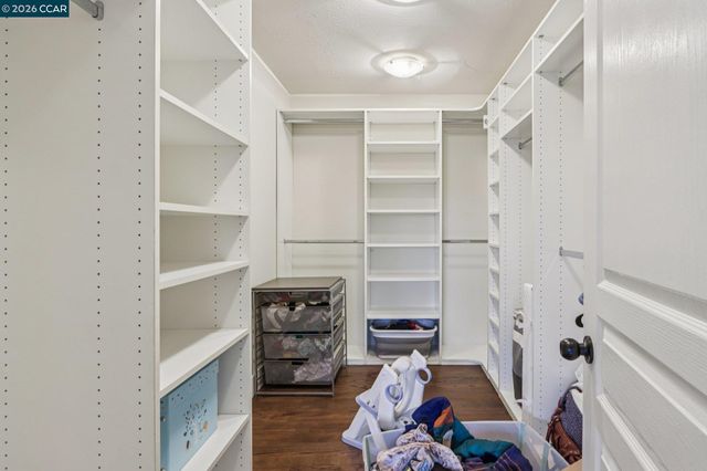 858 Mountain View Dr, Lafayette, CA 94549