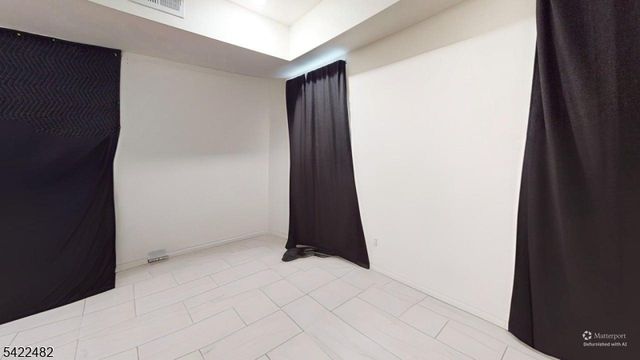 800 Bergen St, Newark City, NJ 07108