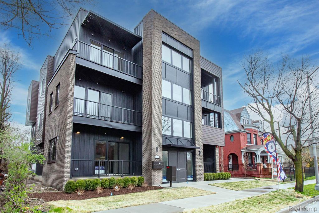 4130 TRUMBULL Street 6, Detroit, MI 48208