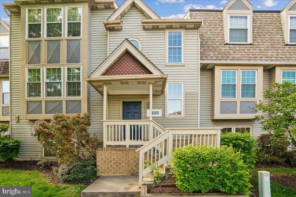 Image 1 of property listing at 7906 BAYSHORE DR #4222, Laurel, MD 20707