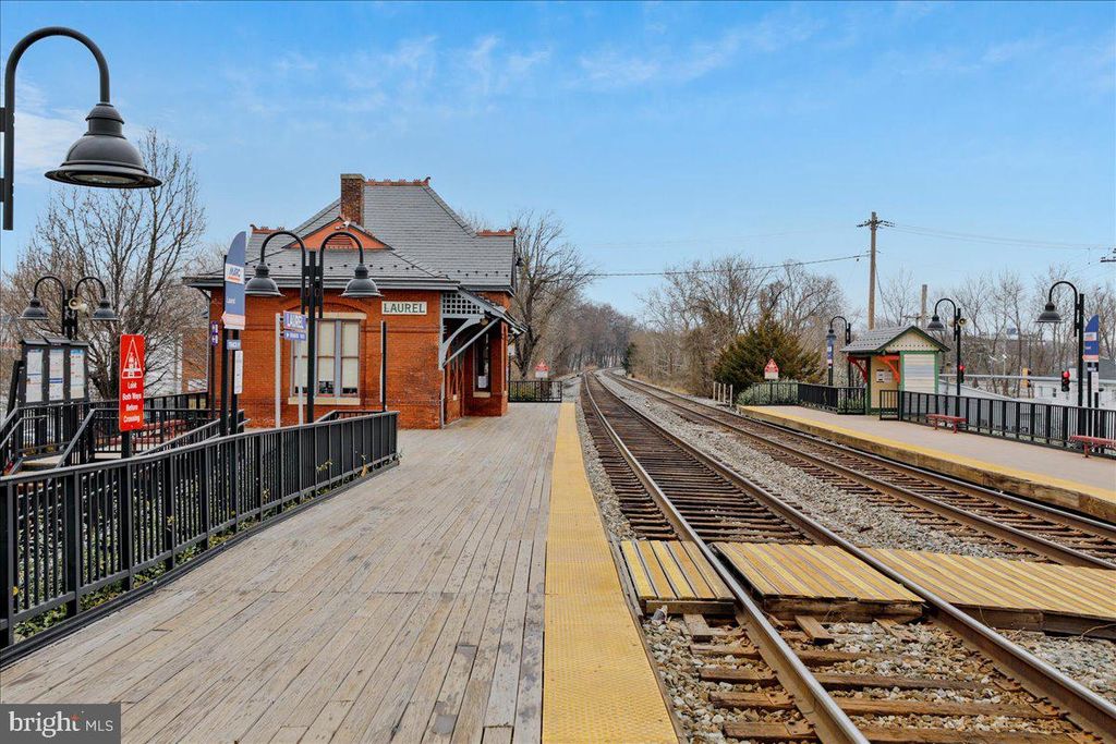 Image 26 of property listing at 7906 BAYSHORE DR #4222, Laurel, MD 20707