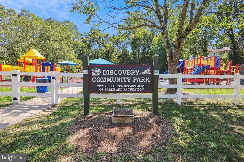 Image 27 of property listing at 7906 BAYSHORE DR #4222, Laurel, MD 20707