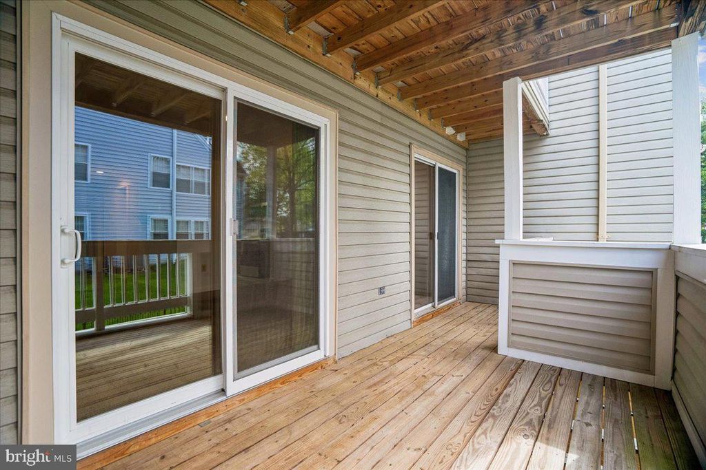 Image 8 of property listing at 7906 BAYSHORE DR #4222, Laurel, MD 20707