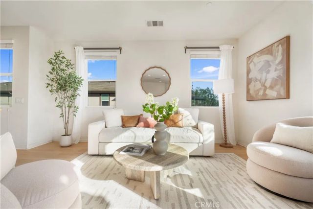 6028 Lyon, Chino, CA 91710