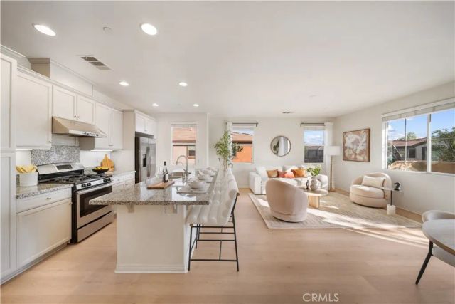 6028 Lyon, Chino, CA 91710